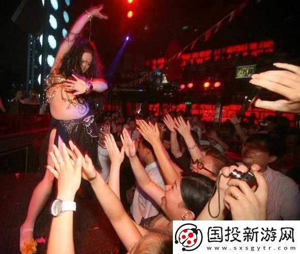 激情婬乱歌舞团