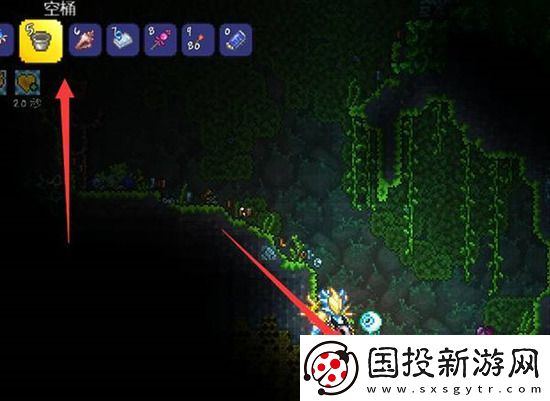 泰拉瑞亚蜂蜜怎么装