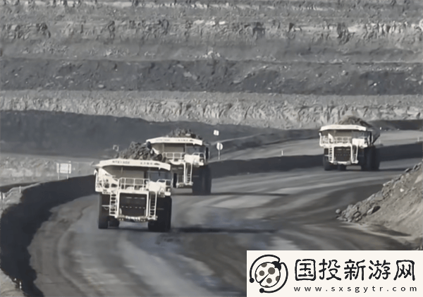 我国首批120吨级纯电矿用卡车批量上岗