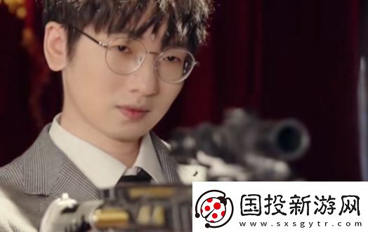 LPL解说和美女演员拍短剧