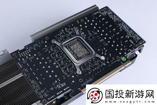 支持DLSS4