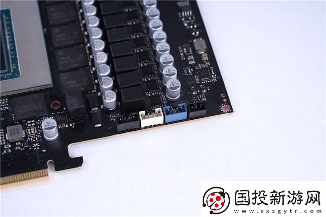 更快更强更AI