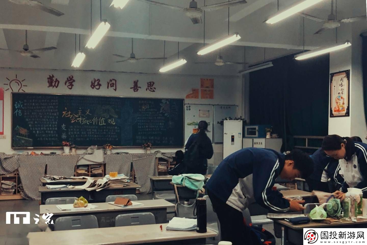 北京中小学秋季起开设AI通识课