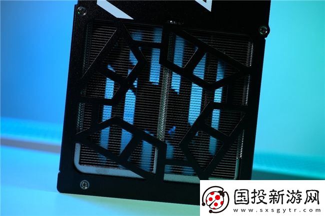 更快更强更AI