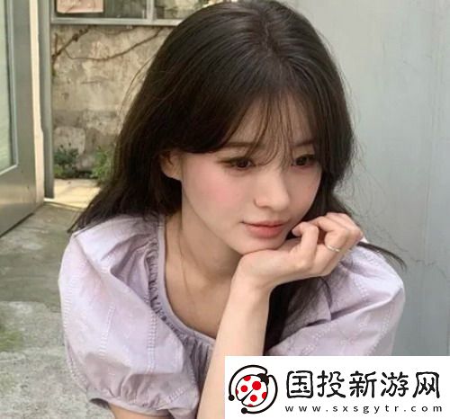 父亲有力挺送女儿的花园