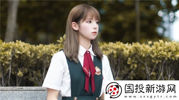 一边面膜一边插60分钟华语版